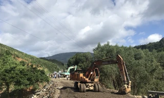 Quốc lộ 26 đã được nối liền sau 3 ngày bị "đứt làm đôi"