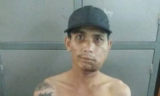 Tùng bị bắt khi đang lẫn trốn ở Đà Nẵng (ảnh do cơ quan điều tra cung cấp)