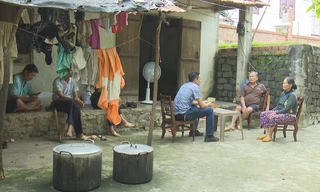 Nhiều hộ dân bị cắt, giảm gạo cứu đói