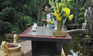 Hiện trường phát hiện bé trai trong thùng carton