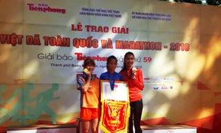 Hạnh và đồng đội “nhí” bảo vệ thành công HCV đội nữ trẻ tại giải việt dã toàn quốc và marathon giải báo Tiền Phong lần thứ 59 – 2018