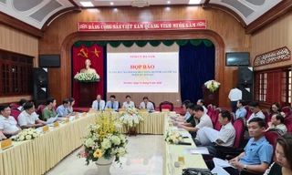 Tỉnh uỷ Hà Nam họp báo về tổ chức Đại hội Đảng bộ tỉnh Hà Nam lần thứ XX - Ảnh: Hoàng Long