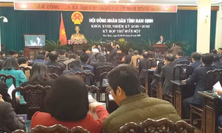 HĐND tỉnh Nam Định miễn nhiệm và bầu bổ sung các thành viên UBND tỉnh - Ảnh: Hoàng Long