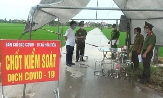 Khu vực xã Hoà Tiến (huyện Hưng Hà, tỉnh Thái Bình), nơi bệnh nhân 566 cư cú được kiểm soát nghiêm ngặt - Ảnh: Hoàng Long