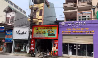 Căn hộ số 157 phố Trần Đăng Ninh (giữa) ở trọ trong những ngày ở thành phố Lạng Sơn .Ảnh: Duy Chiến