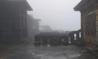 Nhiệt độ xuống 1 độ C, khiến khung cảnh ở Mẫu Sơn trở nên trầm mặc .Ảnh: H. Toàn 