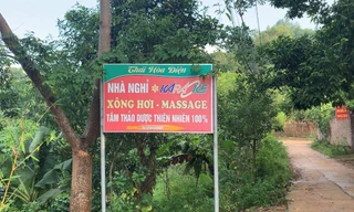 Địa điểm mua bán dâm được ngụy trang trong quán massage kín đáo .Ảnh: Ngọc Ánh