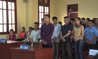 Tất cả các bị cáo đều được hưởng án treo .Ảnh: Duy Chiến
