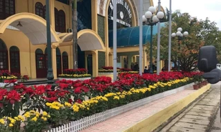 Ga Đồng Đăng tiếp tục làm mới để đưa tiễn khách .Ảnh: Duy Chiến