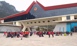 Nhiều cổ động viên không được nhập cảnh, phải quay lại Việt Nam *ảnh: Duy Chiến