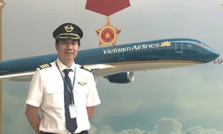 Cơ trưởng Phạm Đình Hưng, một trong 5 phi công tham gia chuyến bay đưa 219 công dân Việt Nam mắc kẹt tại Guinea Xích đạo sẽ về nước.