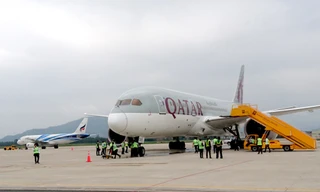 Dù tạm dừng các đường bay chở khách quốc tế thường lệ, nhưng Việt Nam vẫn duy trì các chuyến bay chở hàng, đưa/đón khách hồi hương. Ảnh minh họa.