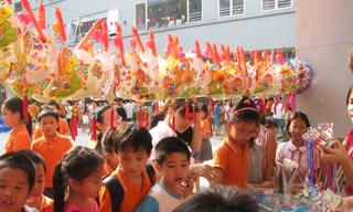 Học sinh Bill Gates Schools 'vui hội trăng rằm'