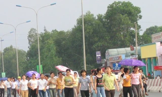 Công nhân KCN Sóng Thần và Đồng An 1 sau giờ tan ca