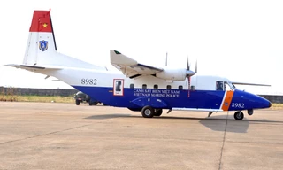 Máy bay tuần thám CASA của Việt Nam tham gia tìm kiếm. Ảnh: Trường Điền.