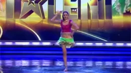 Màn múa của cô gái cụt chân khiến giám khảo rơi lệ