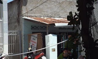 Cơ quan công an có mặt tại hiện trường để điều tra vụ việc.