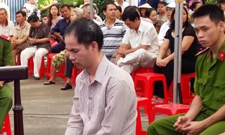 Bị cáo Nguyễn Mạnh Hùng tại phiên tòa.