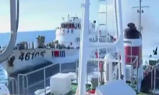 Tàu Trung Quốc cố đâm thủng tàu Cảnh sát biển Việt Nam