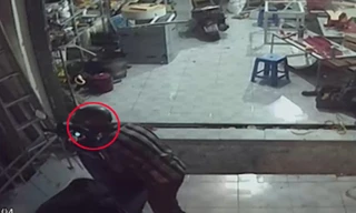 Trộm xe SH trước mặt hàng chục người