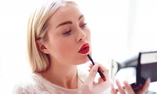 Những dụng cụ cơ bản giúp việc trang điểm thêm hoàn hảo