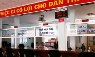 Bộ phận một cửa UBND TP Buôn Ma Thuột vắng tanh.