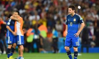 Messi thất vọng vì các chân sút Argentina bỏ lỡ nhiều cơ hội