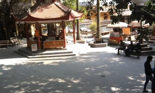  Đền Bà Chúa Kho vắng người về 'trả nợ'