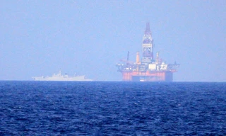 Giàn khoan Hải Dương 981 của Trung Quốc đặt trái phép trên vùng biển của Việt Nam