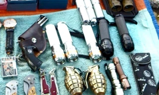 Hơn nửa triệu một quả lựu đạn ở vỉa hè Sài Gòn