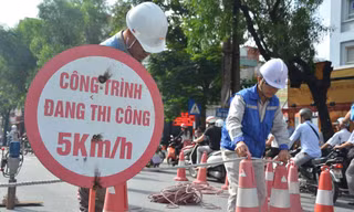Đường Cầu Giấy ngày đầu cấm ô tô