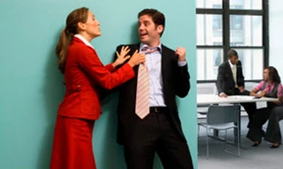 Chồng tôi bị sếp điên cuồng gạ tình