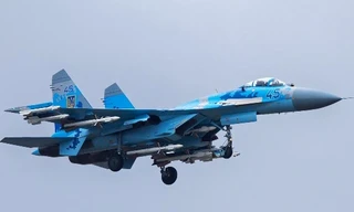 Máy bay chiến đấu SU-27 của Không quân Ukraine. (Ảnh: theaviationist.com)