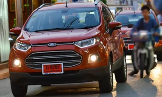 EcoSport có khả năng xoay trở rất tốt trong điều kiện giao thông đô thị chật hẹp.