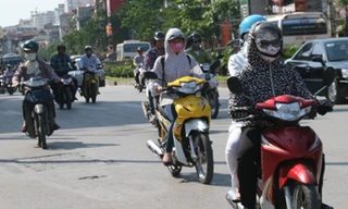 Hà Nội dự báo có mưa rào, vẫn nóng tới 37 độ C