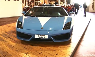Lamborghini tặng dòng xe Huracán LP 610-4 Polizia cho cảnh sát Ý