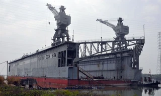 Ụ nổi 83M được Nga sản xuất từ năm 1965 nhưng vẫn được lãnh đạo Vinalines mua về với giá 9 triệu USD nhằm hợp thức hoá các sai phạm về kinh tế của mình.