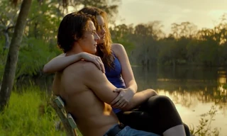 Phim mới của Nicholas Sparks chưa “nổi” đã “chìm”