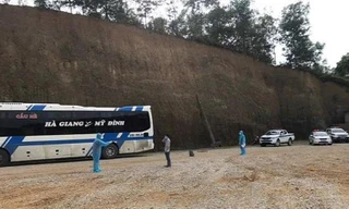 F0 trốn viện tại Bắc Giang, đi xe khách bị bắt Hà Giang bị bắt giữ tại Tuyên Quang. Ảnh: Công an Hà Giang