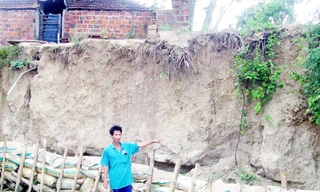 Thủy điện xả nước, làng trôi