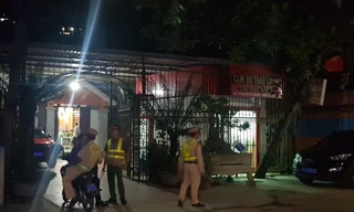 Khám xét khẩn cấp nơi ở của kẻ đánh đại úy công an rơi xuống sông