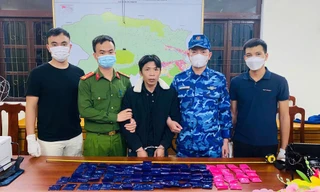 Bao vây, bắt giữ đối tượng vận chuyển 18.000 viên ma túy tổng hợp trên đường mòn