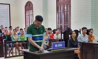 Đâm chết bố vợ, thầy giáo lĩnh 18 năm tù giam