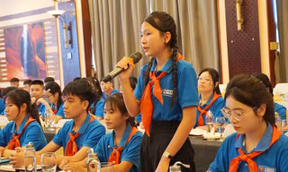 Thiếu nhi đề cập nhiều vấn đề 'nóng' khi đối thoại với lãnh đạo tỉnh Quảng Bình 