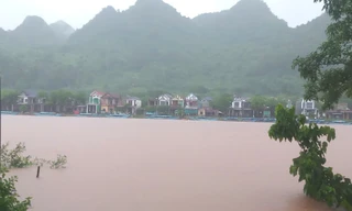 Mưa lũ tại miền Trung làm 6 người chết và mất tích