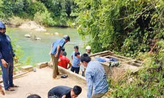 Nam nhân viên công ty cấp nước ở Quảng Bình tử vong khi kiểm tra giếng bơm