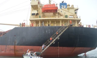 Cách ly 10 thuyền viên trên tàu Pacific Horse về từ vùng dịch