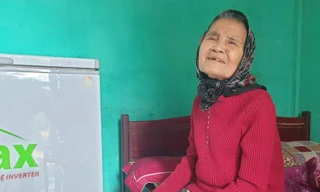 Nhân viên bưu điện bị tố 'bớt xén' tiền trợ cấp xã hội của nhiều người