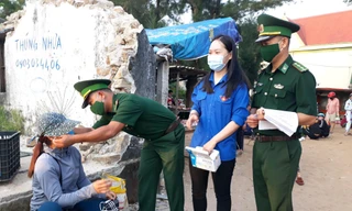 Đoàn viên thanh niên các lực lượng trong toàn tỉnh "đi từng ngõ, gõ từng nhà" để tuyên truyền về về cuộc bầu cử ĐBQH khóa XV và bầu cử đại biểu HĐND các cấp, nhiệm kỳ 2021-2026.