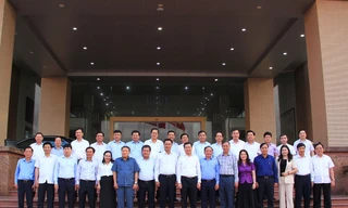 Lãnh đạo hai tỉnh Quảng Bình, Quảng Trị bàn phương án sáp nhập 